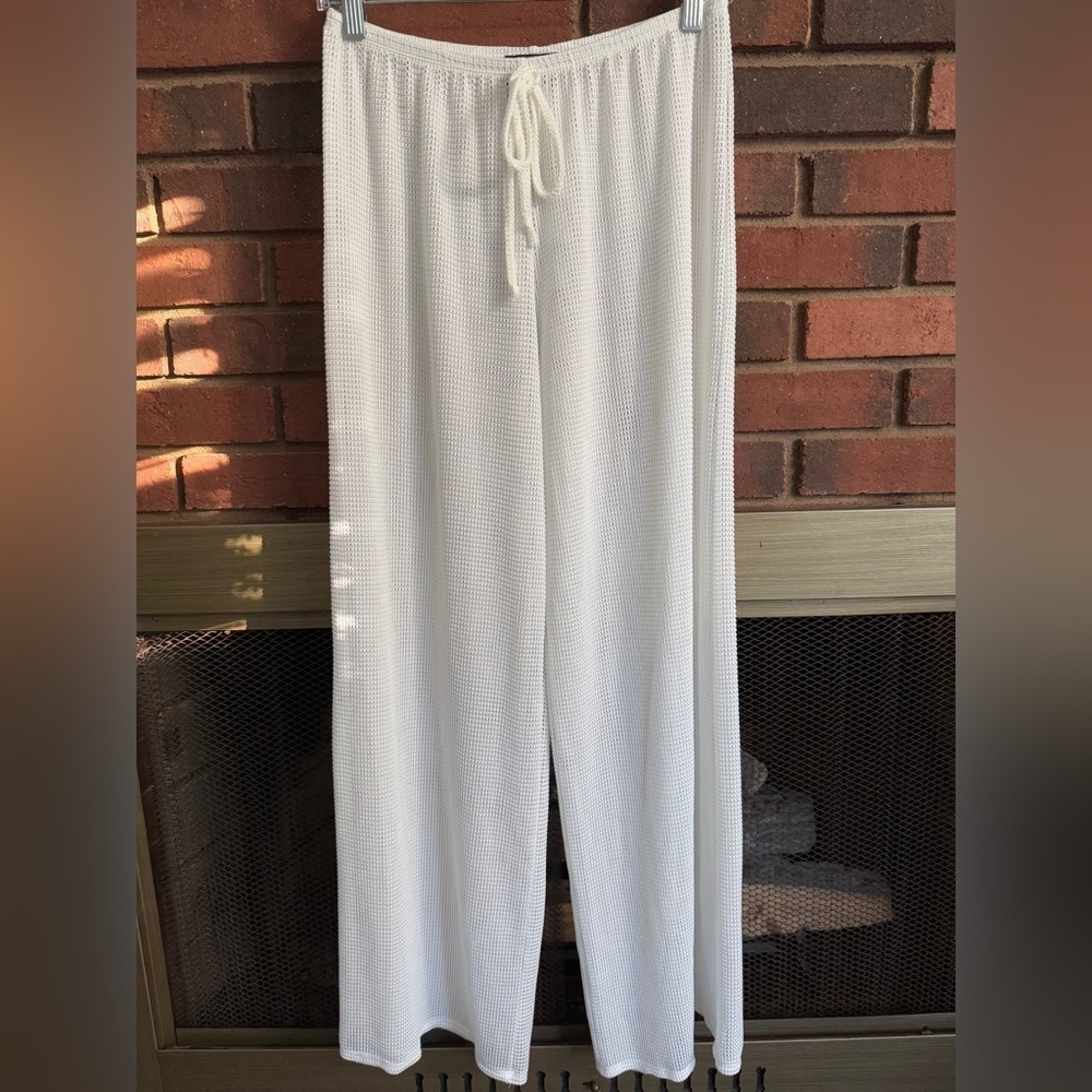 Jordan Taylor Soft Beach pants size L
New condition.